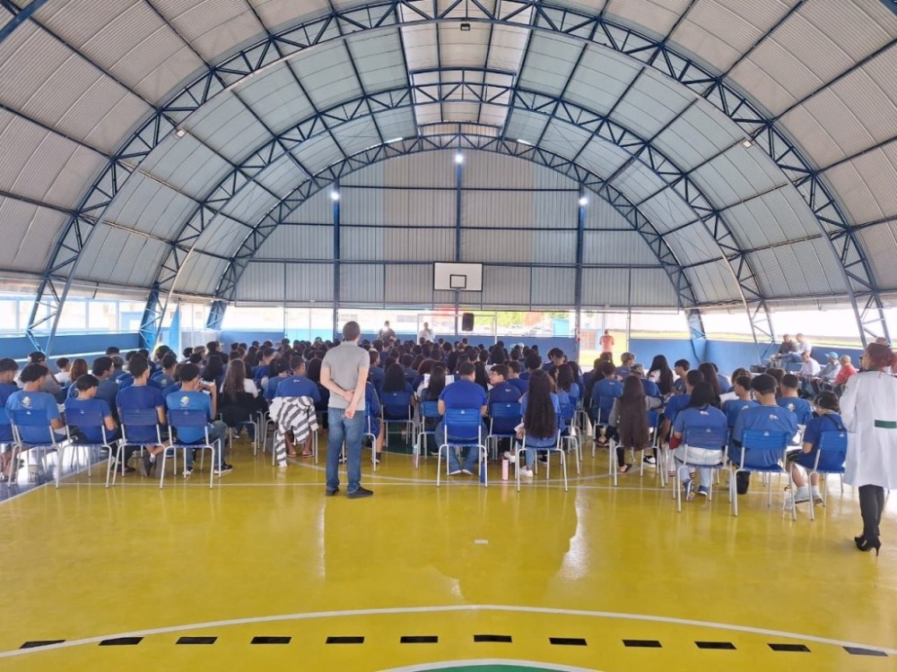 Nosso Judiciário inicia trabalhos de 2024 com palestra na Escola Estadual Dione Augusta