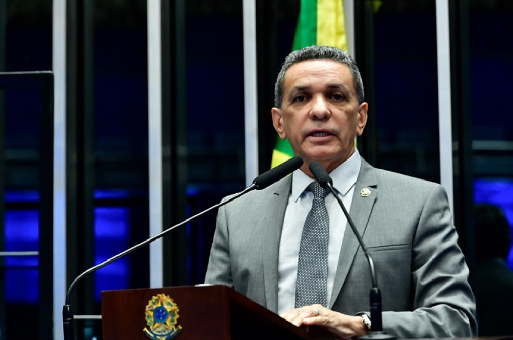Mecias alerta para situação de emergência com a seca em Roraima