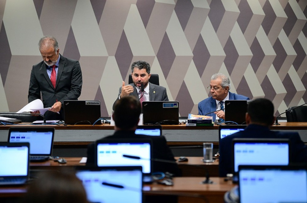 CCJ adia análise de pena maior para furto de equipamento como cabo de energia