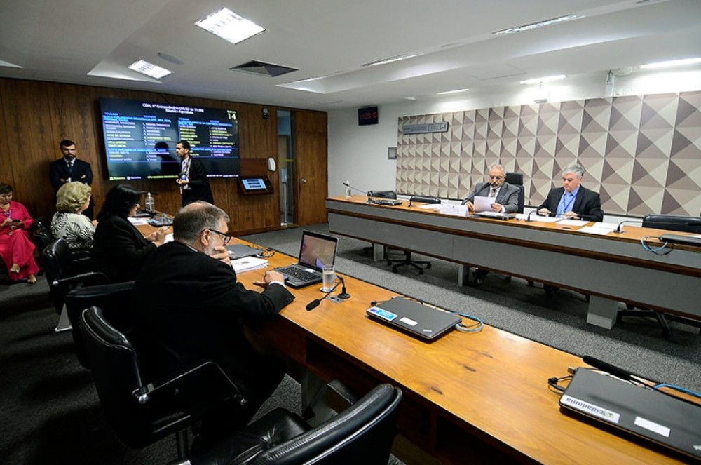 Livre acesso para agentes de proteção da infância em eventos vai à Câmara
