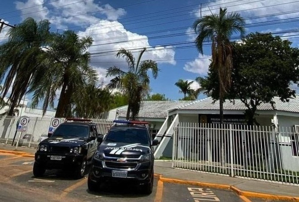Motorista que deu apoio a criminosos em roubo a residência é preso em flagrante pela Polícia Civil