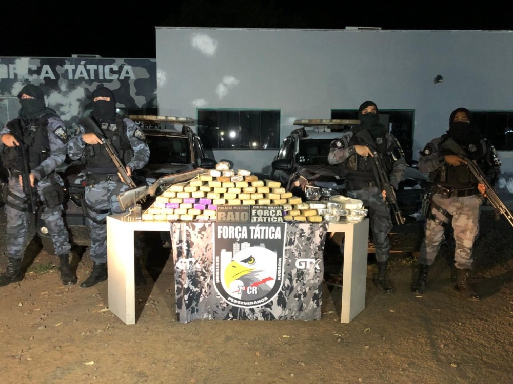 Polícia Militar prende homem em flagrante com 84 tabletes de drogas em Tangará da Serra