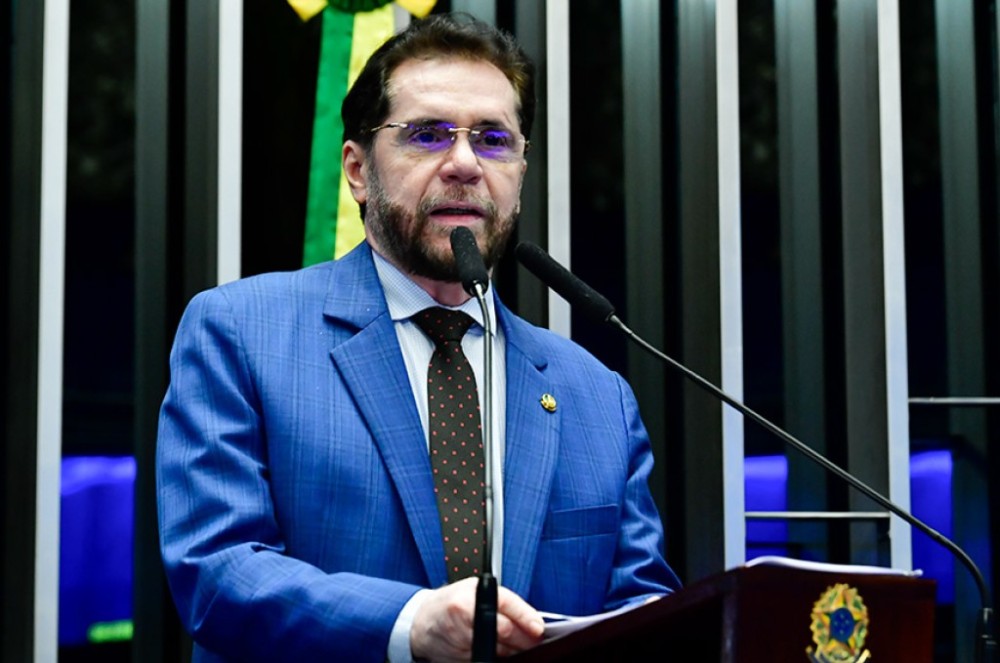Plínio Valério anuncia aprovação do relatório final da CPI das ONGs