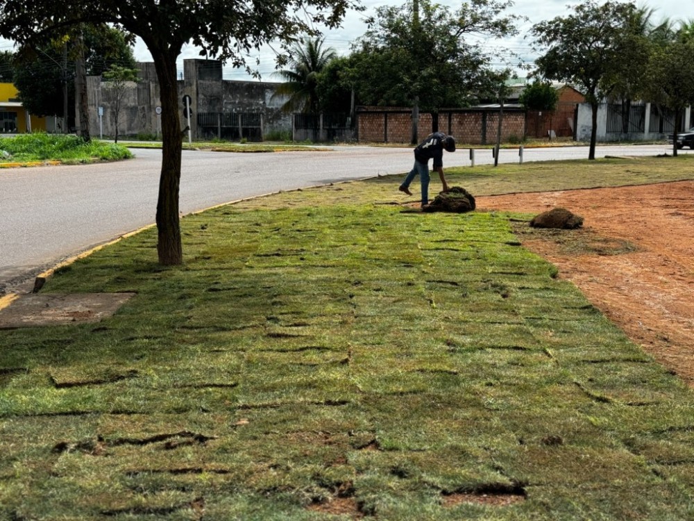 Obras começa semana intensificando trabalhos de limpeza e manutenção urbana