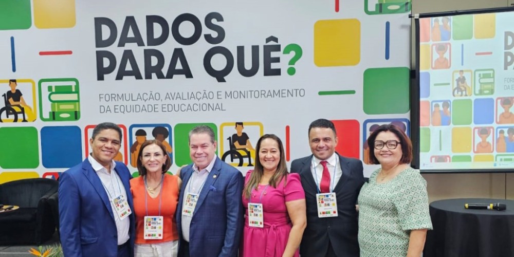 Secretário de Educação participa de seminário sobre modalidades de ensino e temáticas educacionais