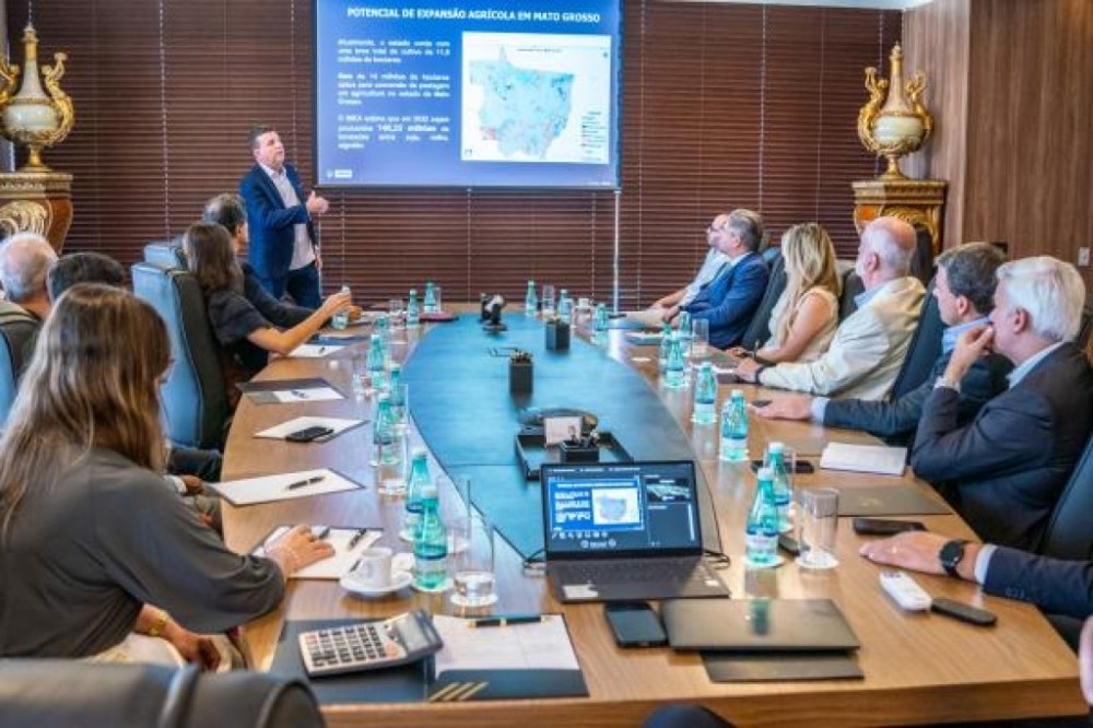 Na capital paulista, prefeito de Sorriso palestra para empreendedores