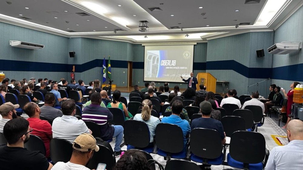 Seminário da Polícia Civil aborda desafios da investigação digital e uso de fontes abertas