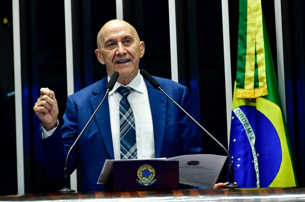Confúcio Moura defende produção de hidrogênio verde para geração de energia