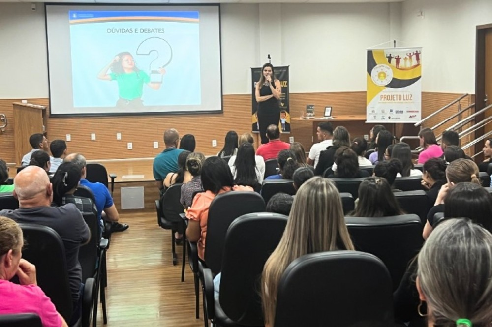 Workshop de sensibilização do Projeto Luz capacita 1.704 pessoas