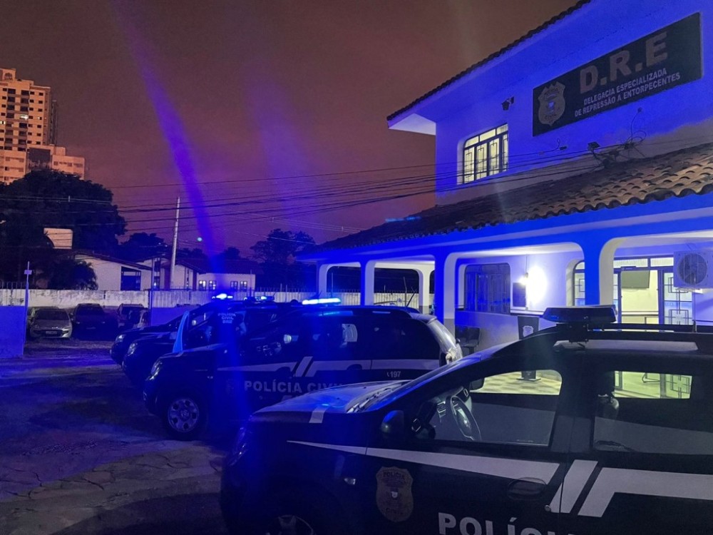 Terceira fase de operação contra traficantes de drogas sintéticas cumpre 151 ordens judiciais em MT e no PR