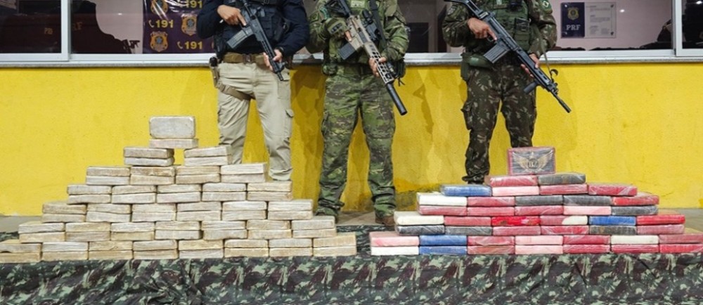 Gefron apreende 112 tabletes de entorpecentes e causa prejuízo ao crime de R$ 2,3 milhões