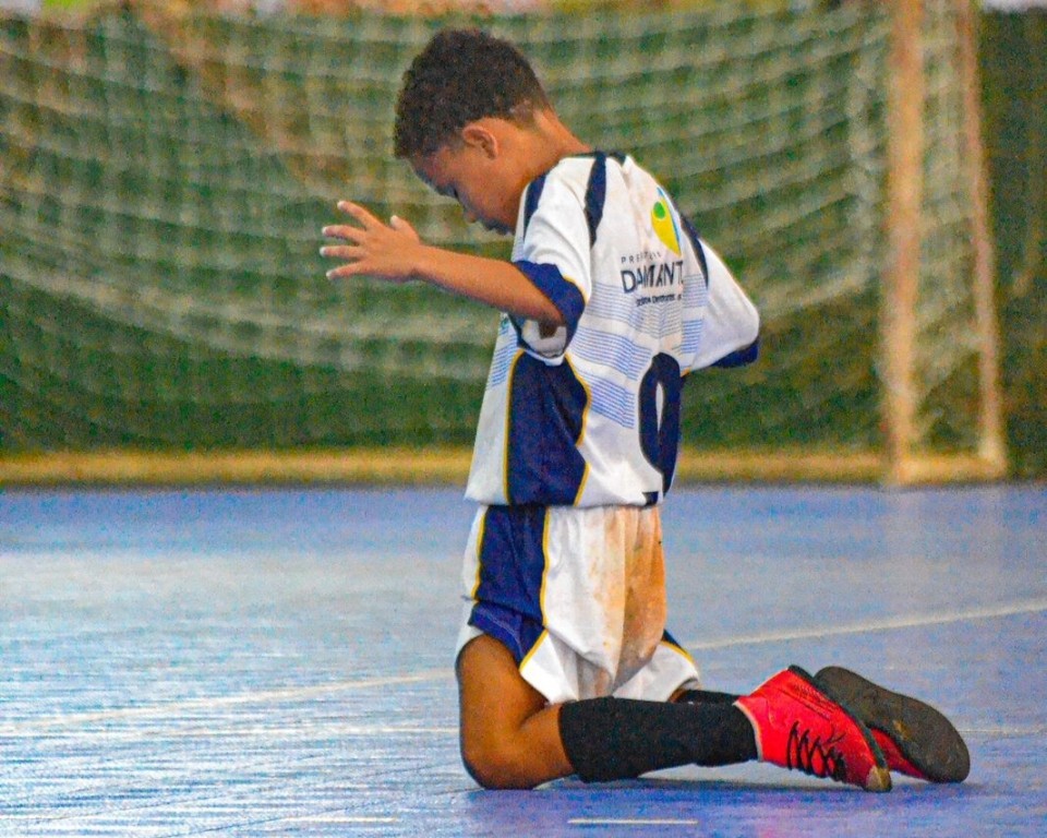 INÉDITO: Pela 1° vez atletas mirins da escolinha esportiva participam de campeonato