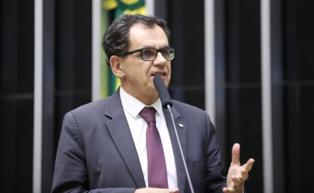 Projeto institui campanha para combater hostilidade a pessoas pobres nas escolas