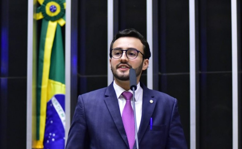 Câmara aprova pensão vitalícia para pessoa com deficiência permanente relacionada ao Zika vírus