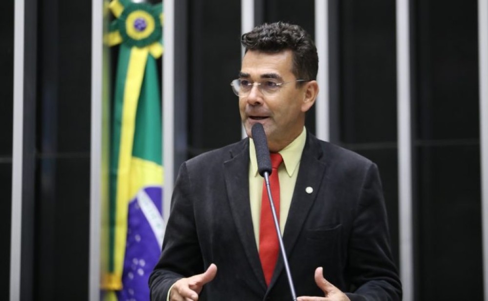 Projeto inclui alunos de escolas comunitárias do campo entre beneficiários do programa Pé-de-Meia