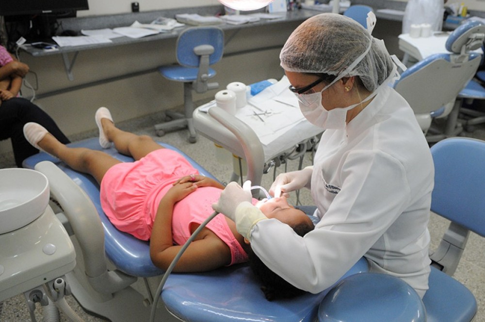 CAE debate aumento no salário mínimo de médicos e cirurgiões-dentistas