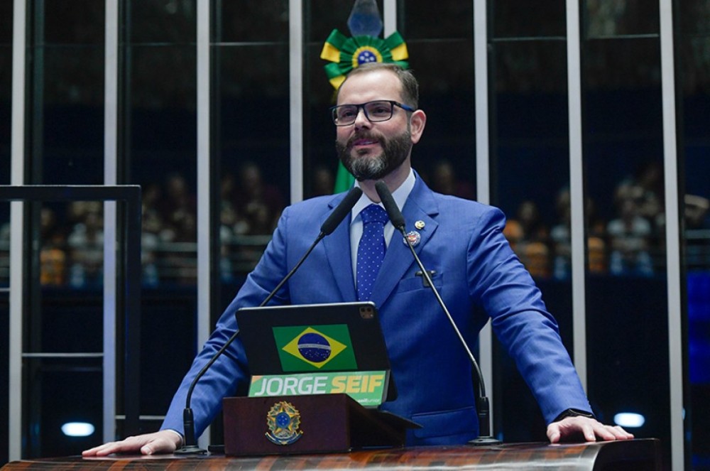 Justiça americana arquivou pedido extradição de blogueiro brasileiro, diz Seif