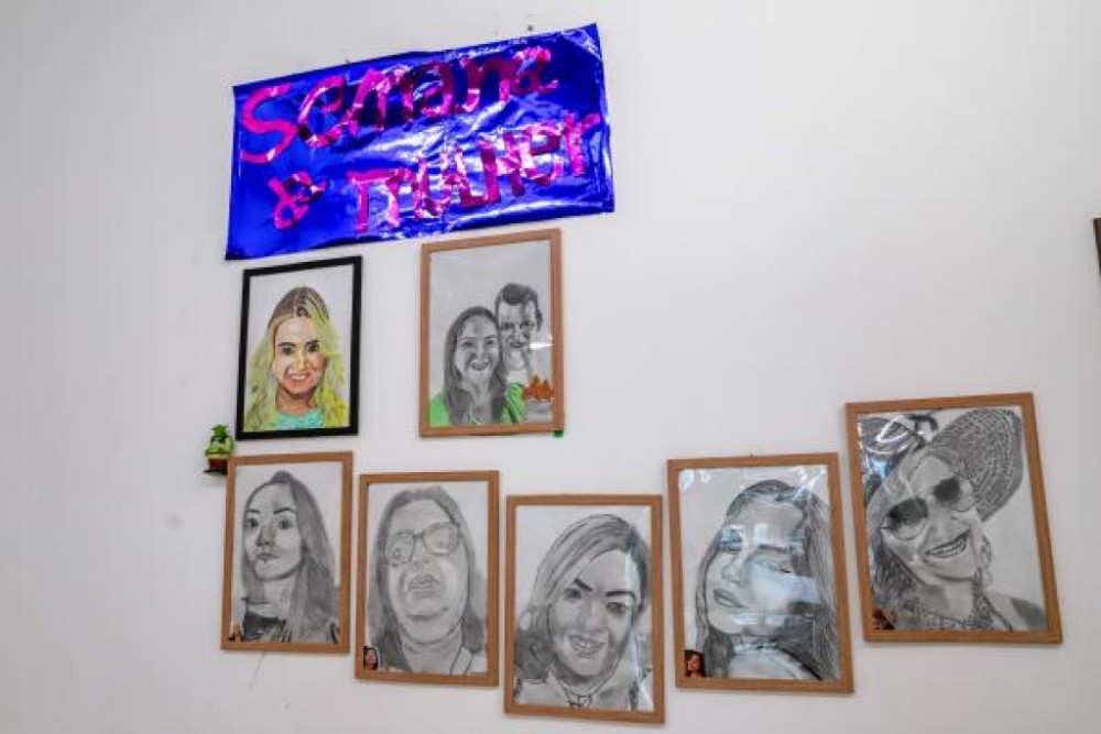 Obras de desenhista sorrisense homenageia mulheres
