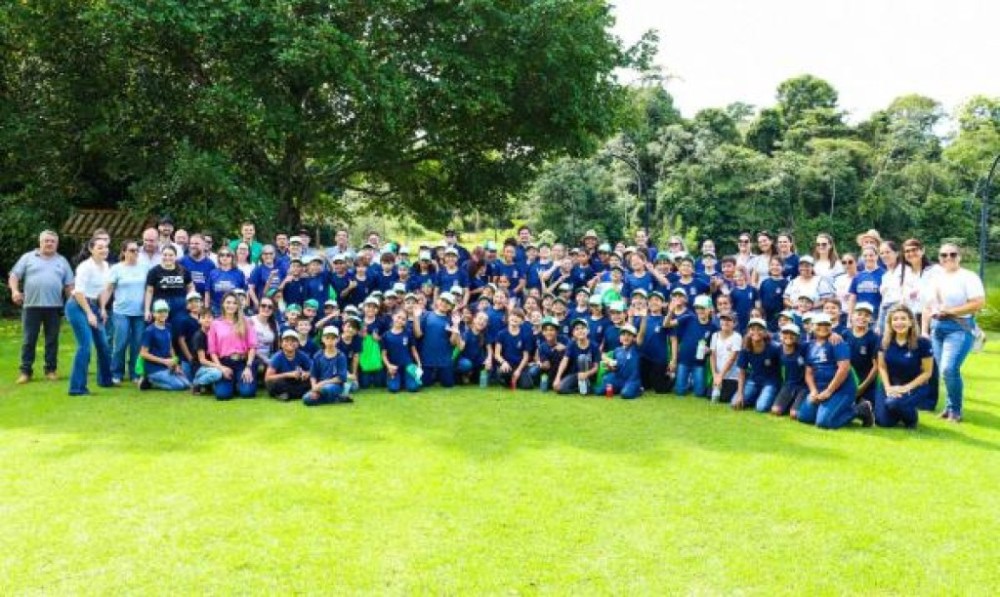 Alunos da Escola Ivete participam da Expedição ‘Futuro em Campo’ da Aprosoja