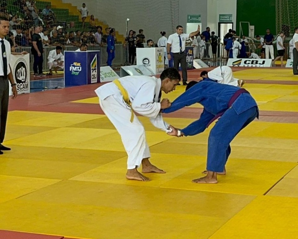 Escolinha Esportiva de Diamantino leva atletas a Seletiva Estadual de judô
