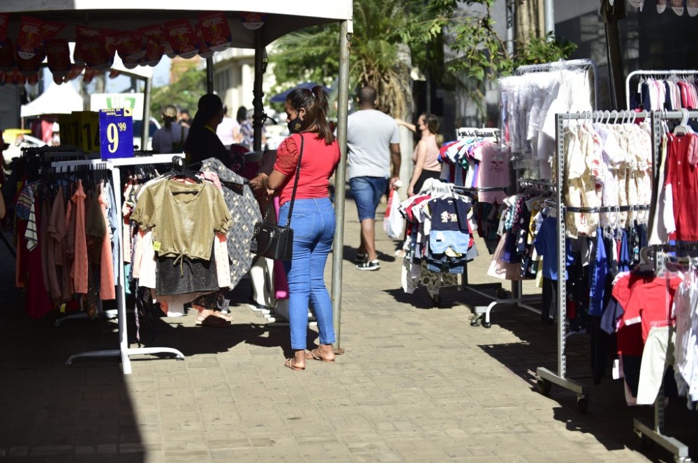 Procon-MT destaca direitos das consumidoras no Dia Internacional da Mulher