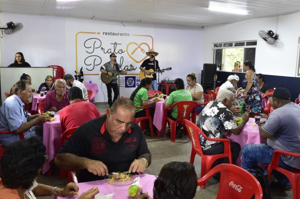 Restaurante Prato Popular realiza evento em comemoração ao Dia da Mulher