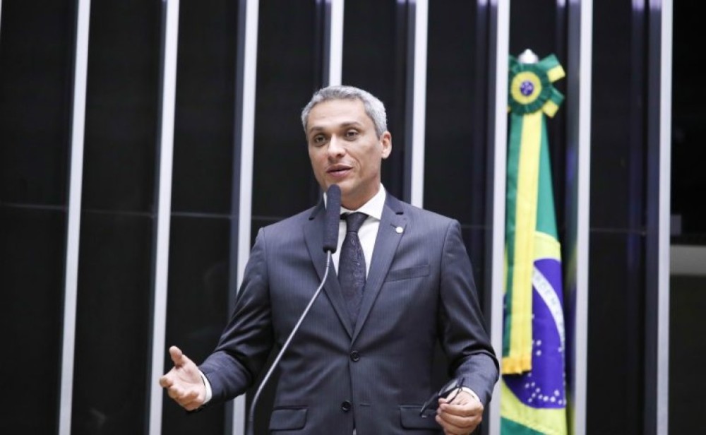 Proposta cancela aumento de diárias do governo federal