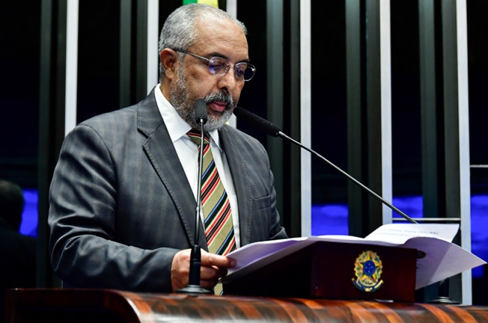 Paim destaca importância da comunicação pública no acesso à informação