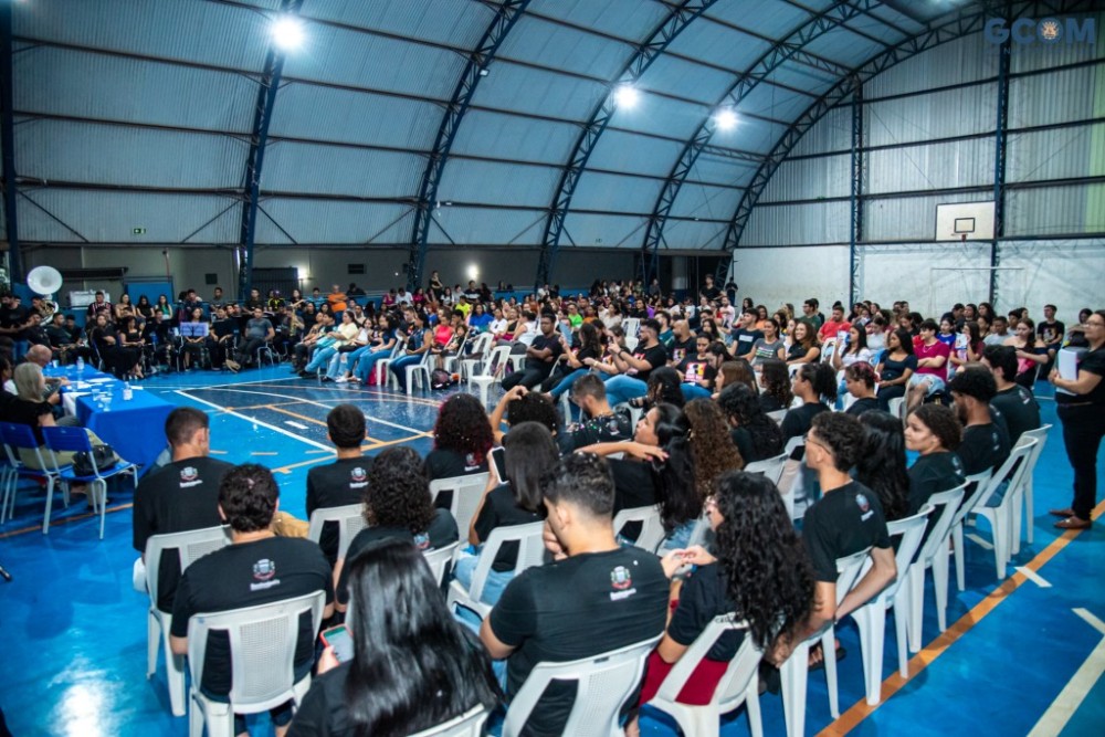 Estudantes e autoridades prestigiam aula inaugural da edição 2024 do Cursinho Pré-Vestibular Zumbi dos Palmares