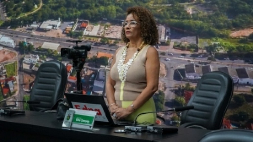 Edna pede sensibilidade do Poder Público sobre reintegração de posse no Contorno Leste