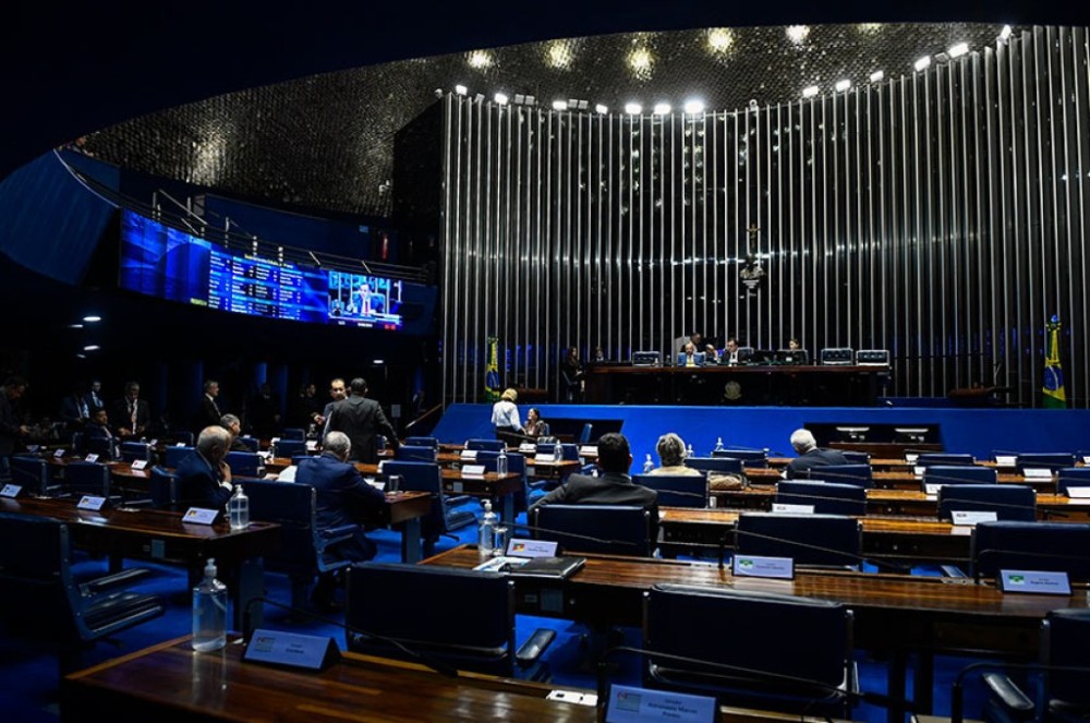 PEC que isenta carros velhos de IPVA deve ser votada nesta quarta-feira