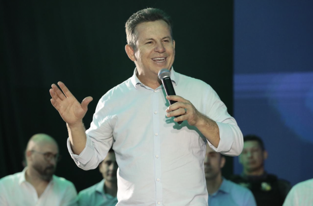 Governador assina convênio para construção de escola estadual em Primavera do Leste