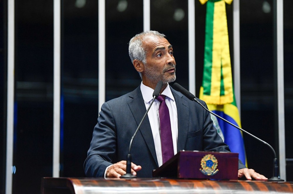 Romário defende CPI para investigar manipulação de jogos de futebol