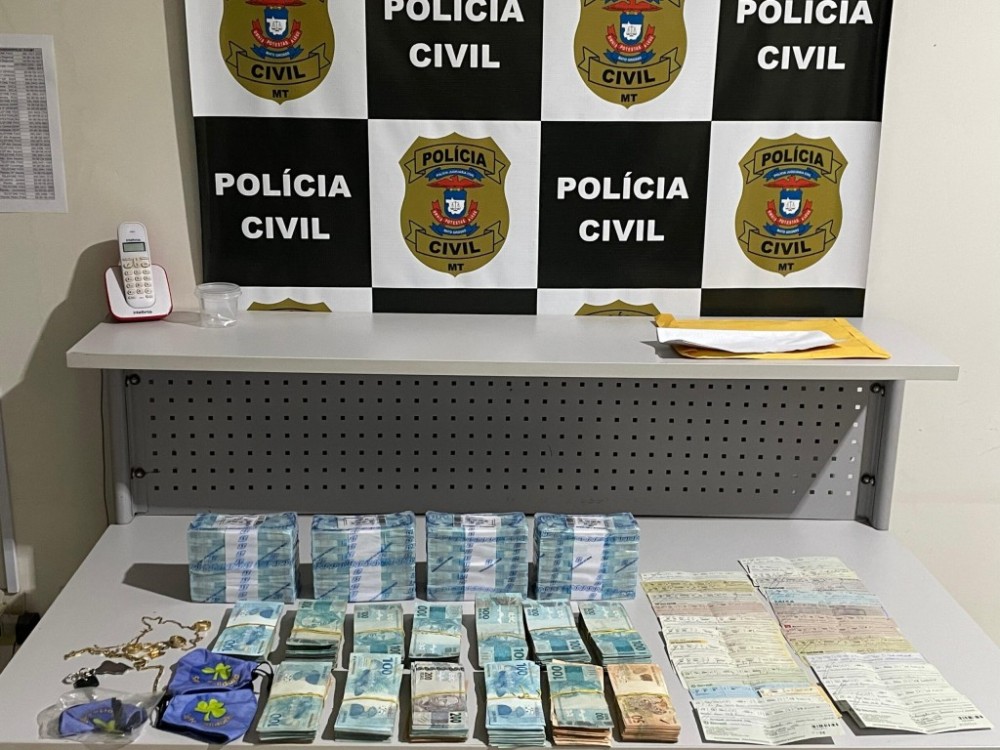 Polícia Civil apreende R$ 720 mil em residência alvo de investigação sobre homicídio