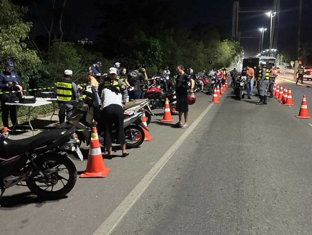 Operação Lei Seca remove 55 motocicletas na noite desta quarta-feira (13)