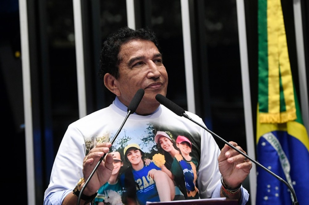 Magno Malta cobra medidas contra criminosos e critica 'ativismo judicial'