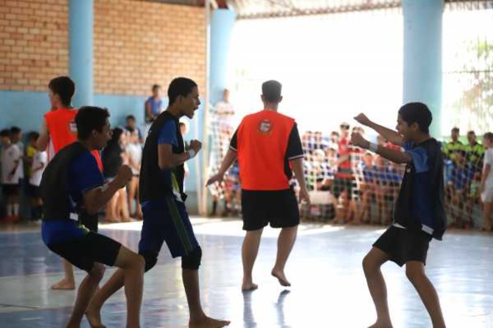 Escola Olavo Bilac sediou Interclasse reunindo 900 atletas