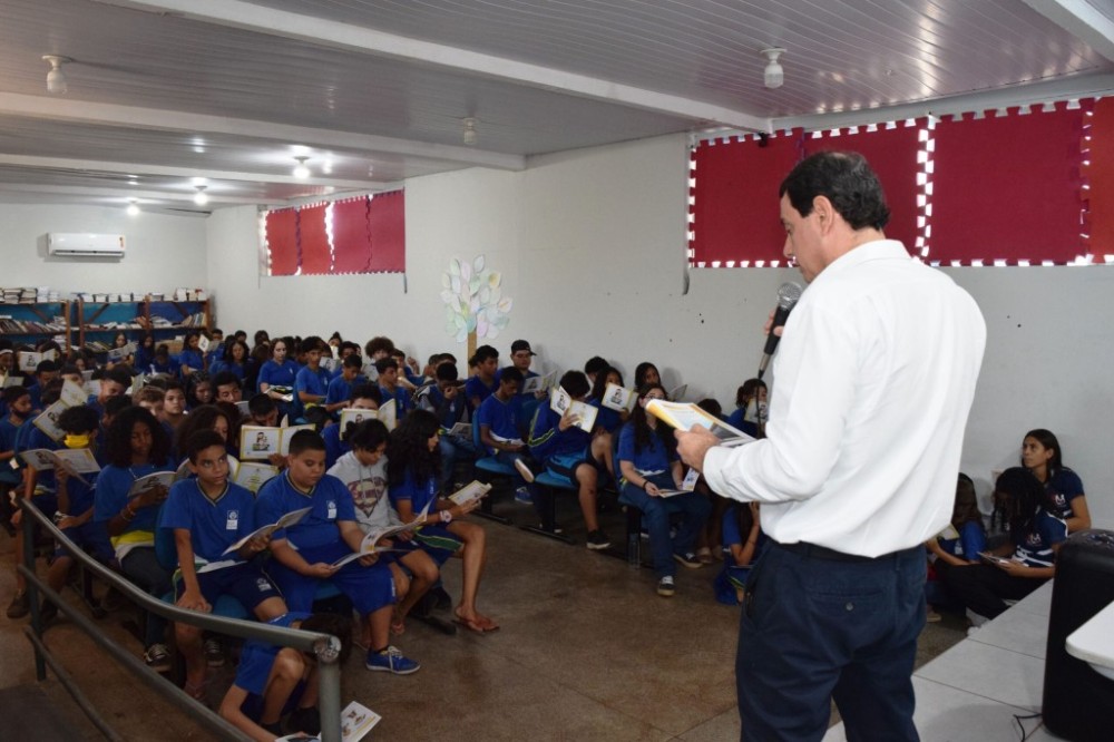 Nosso Judiciário leva informações sobre a Justiça a estudantes da Escola Estadual Ferreira Mendes
