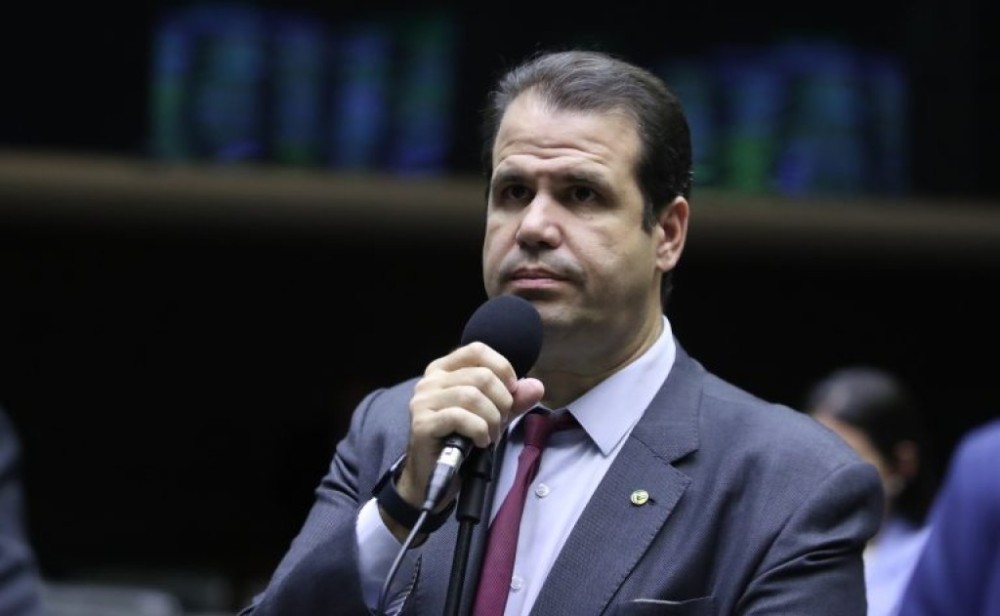 Projeto autoriza monetização de plataformas digitais de órgãos públicos