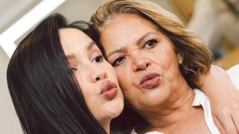 Para realizar desejo da, Juliette faz pedido inusitado a Nicole Bahls!: ‘Bora, Nicole!’