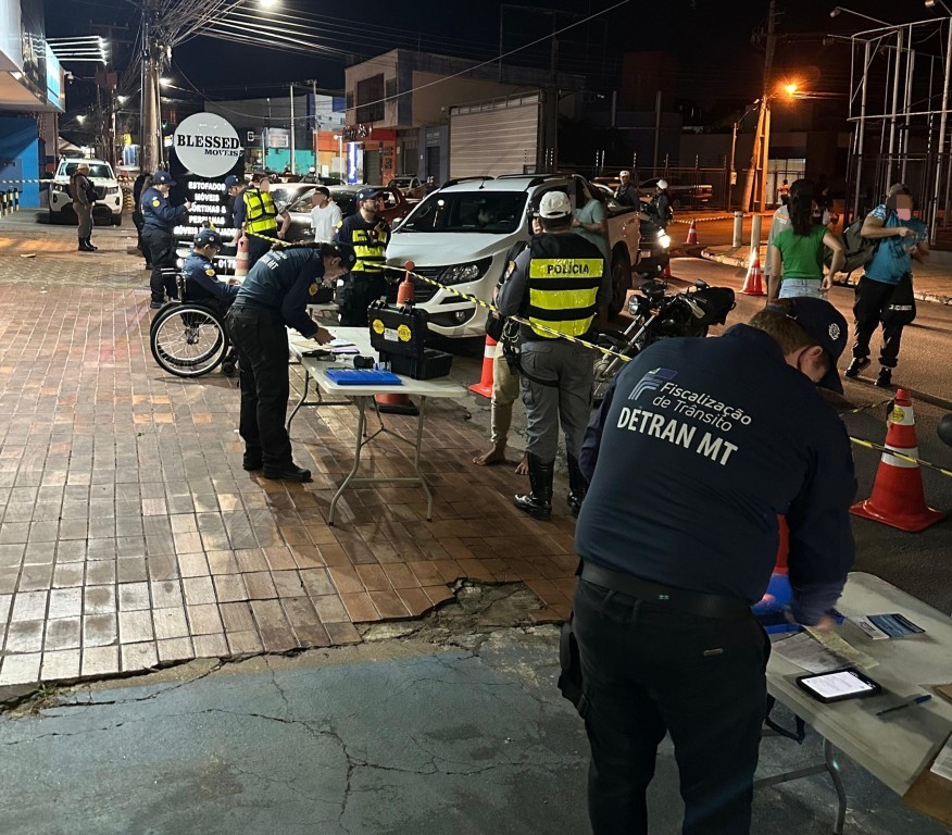 Operação Lei Seca prende 12 condutores e recupera veículo roubado em Cuiabá