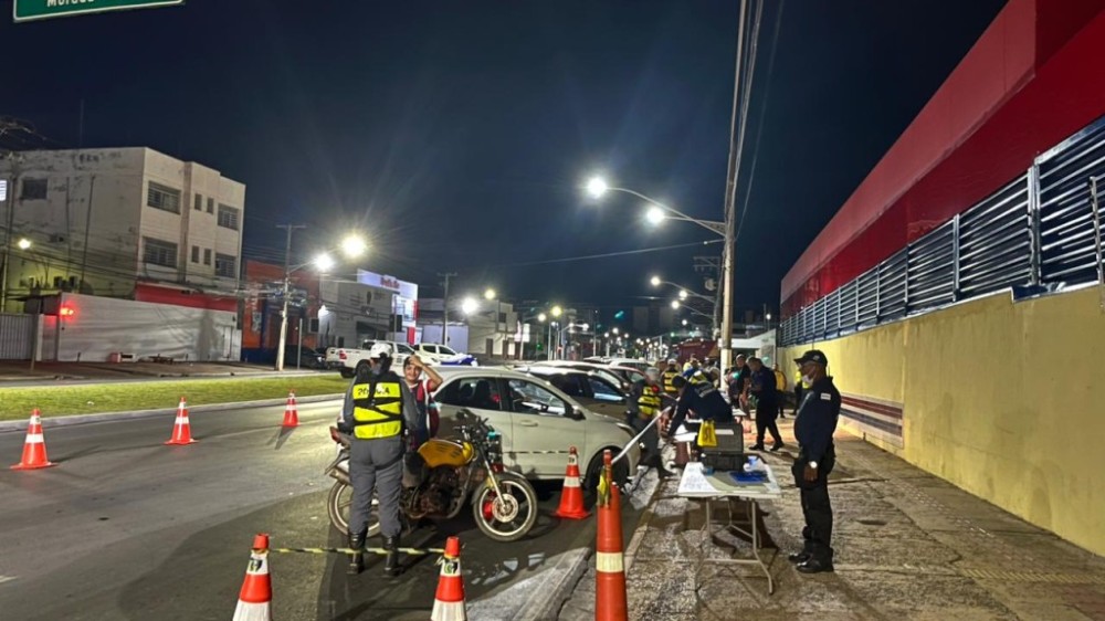 Operações realizadas em duas avenidas de Cuiabá resultam na prisão de 15 motoristas por embriaguez