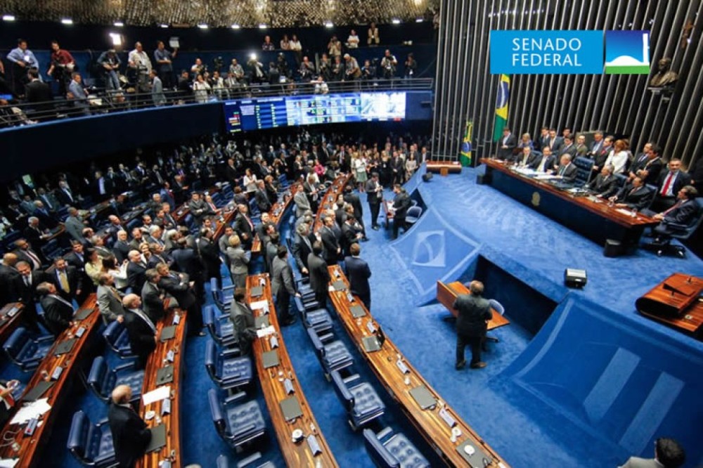 Permissão para que servidor público seja microempreendedor avança