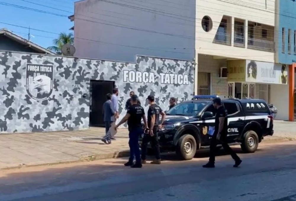 Polícia Civil cumpre mandados contra autores intelectuais de duplo homicídio de jovens em tribunal do crime