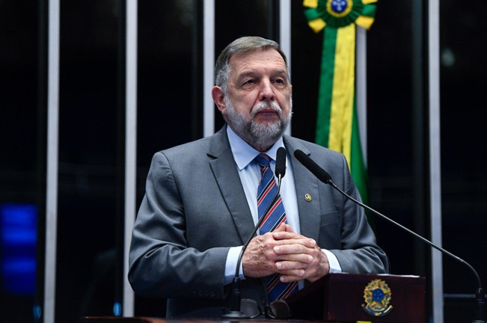 Arns destaca papel da Comissão de Educação para o desenvolvimento do país