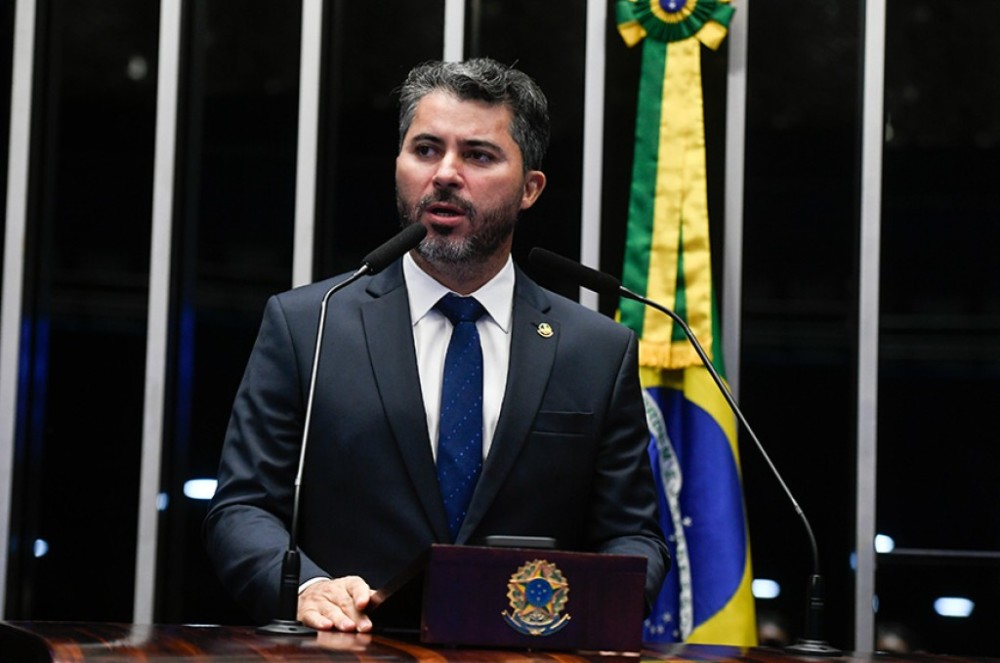 Marcos Rogério critica indiciamento de Bolsonaro por suspeita sobre cartão de vacina