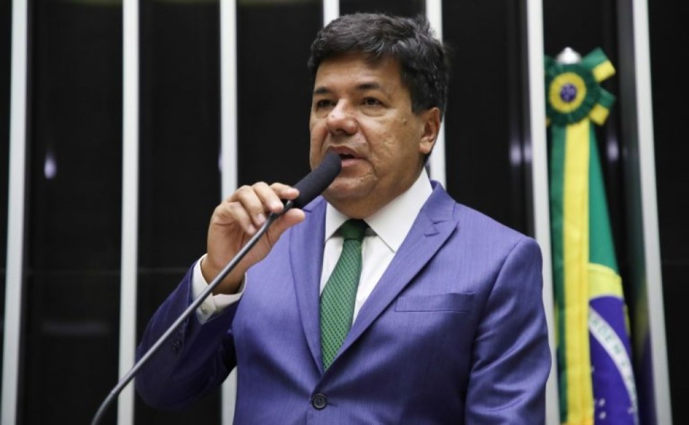 Deputados analisam projeto da nova reforma do ensino médio; acompanhe