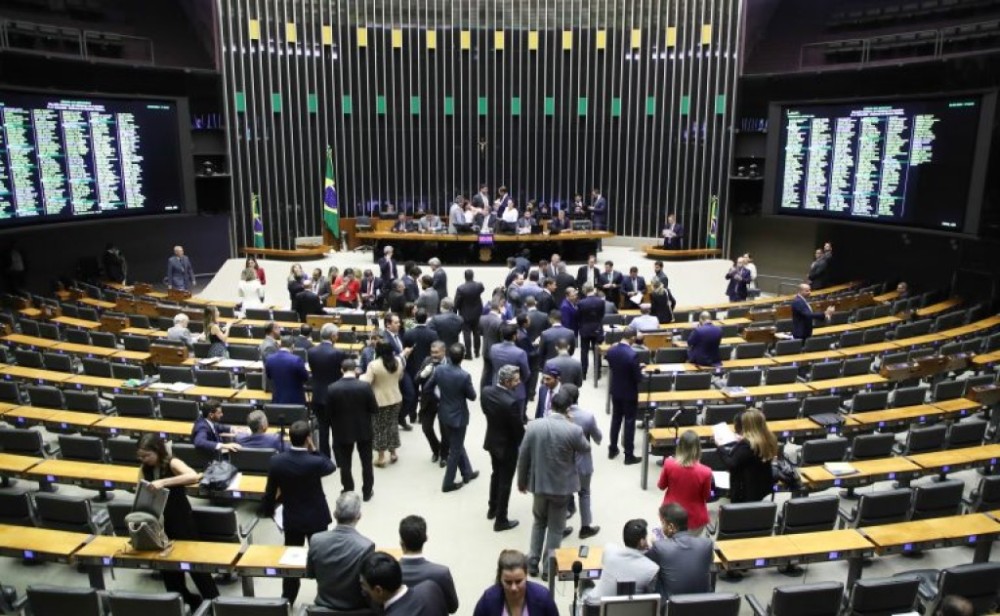 Plenário pode votar nesta quinta mudanças na Lei de Falências e programa que beneficia bons contribuintes