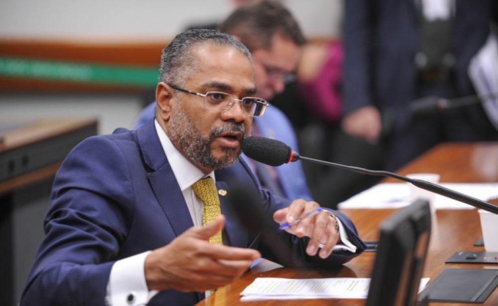 Comissão aprova divulgação de advertência sobre doping em evento esportivo