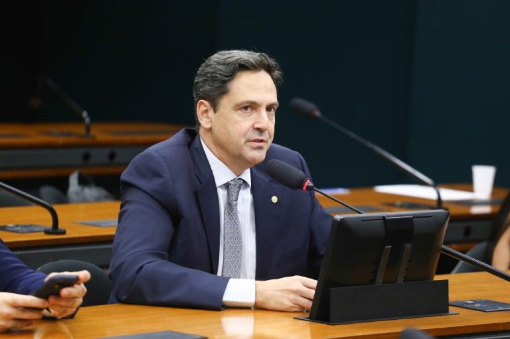 Comissão aprova criação de sistema para monitorar atos extremistas violentos